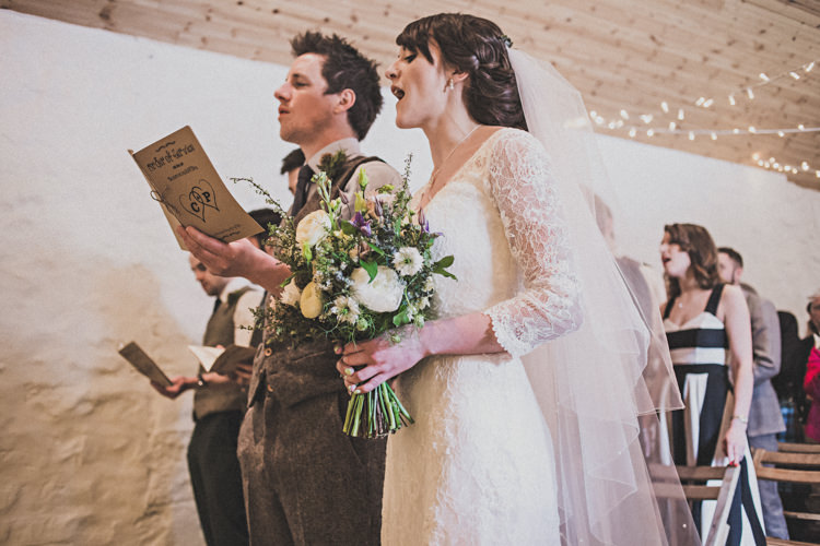 Pretty DIY Farm Wedding http://www.johnelphinstonestirling.com/