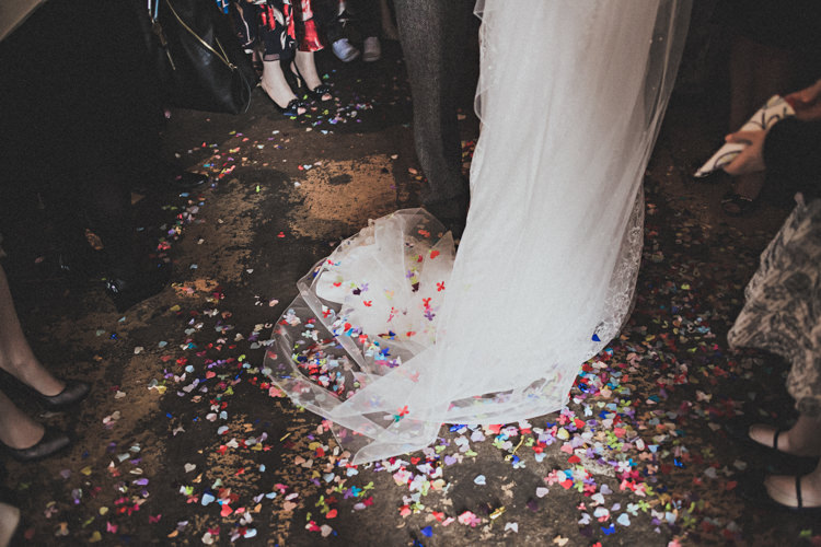Pretty DIY Farm Wedding http://www.johnelphinstonestirling.com/