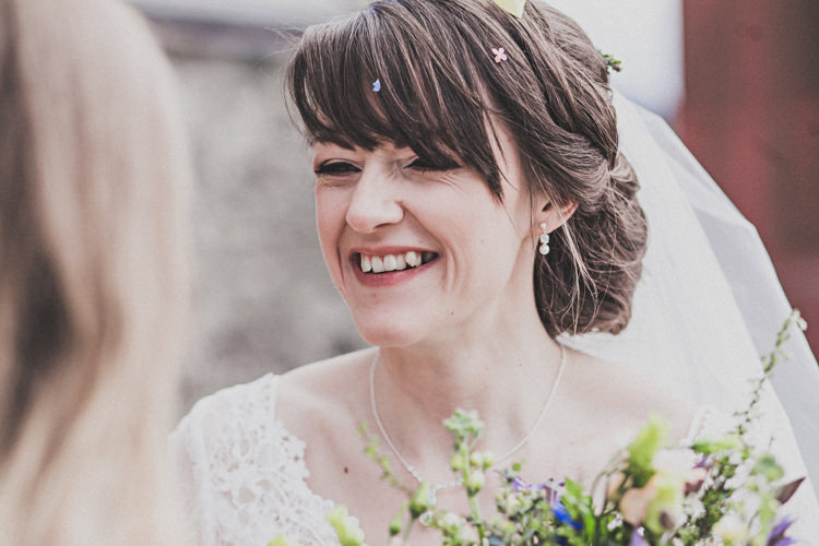 Pretty DIY Farm Wedding http://www.johnelphinstonestirling.com/