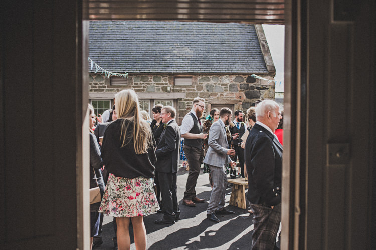 Pretty DIY Farm Wedding http://www.johnelphinstonestirling.com/
