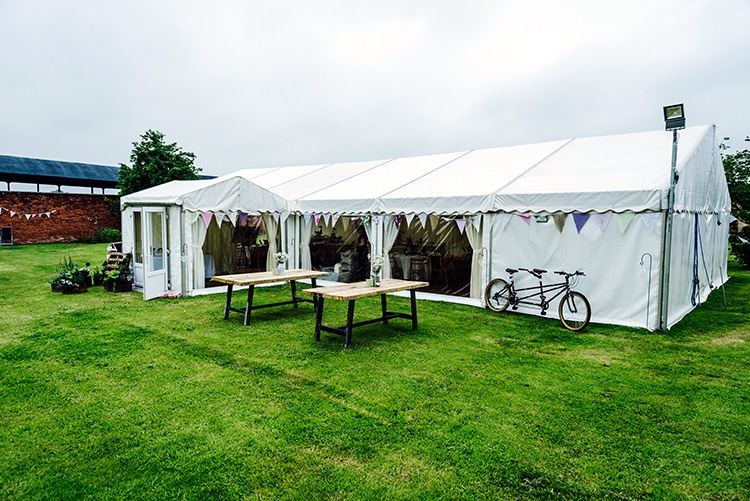 Rustic Relaxed Country Garden Wedding http://www.dmcclane.com/