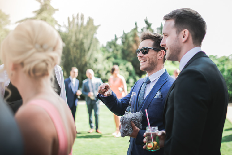 Romantic Coral Summer Wedding http://www.ljm-photography.co.uk/