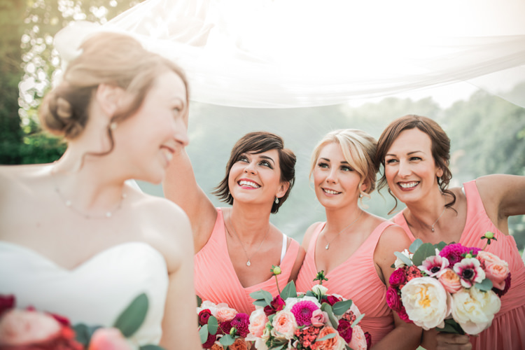 Veil Bride Bridal Bridesmaids Romantic Coral Summer Wedding http://www.ljm-photography.co.uk/