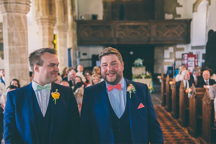 Eclectic Colour Pop Barn Wedding http://www.robtarren.co.uk/