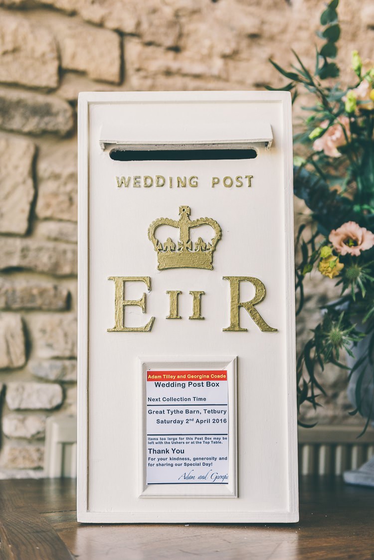 Post Box Cards Eclectic Colour Pop Barn Wedding http://www.robtarren.co.uk/