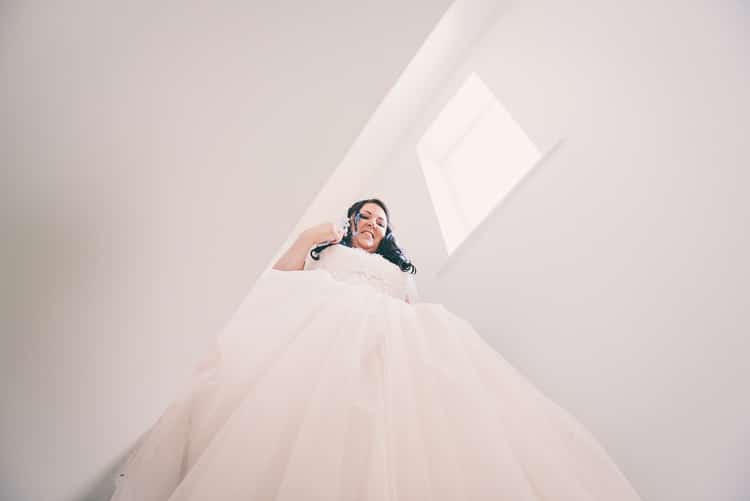 Eclectic Colour Pop Barn Wedding http://www.robtarren.co.uk/
