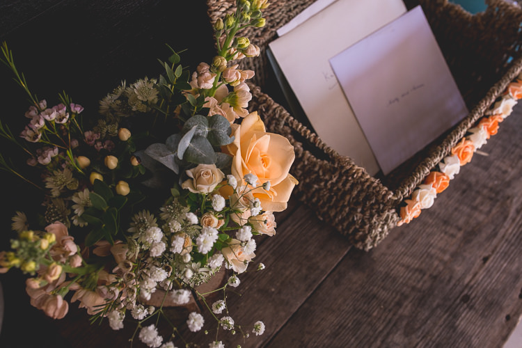 Mint Peach Rustic Barn Wedding http://hannahhallphotography.co.uk/