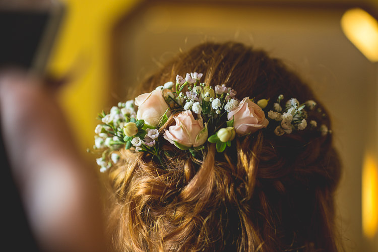 Gypsophila Flowers Bride Bridal Wax Rose Hair Mint Peach Rustic Barn Wedding http://hannahhallphotography.co.uk/