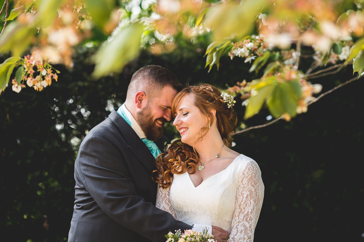 Mint Peach Rustic Barn Wedding http://hannahhallphotography.co.uk/