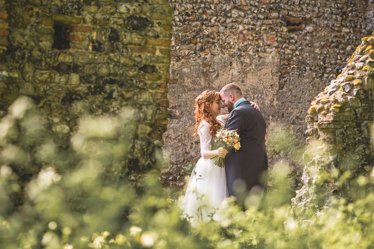 Mint Peach Rustic Barn Wedding http://hannahhallphotography.co.uk/