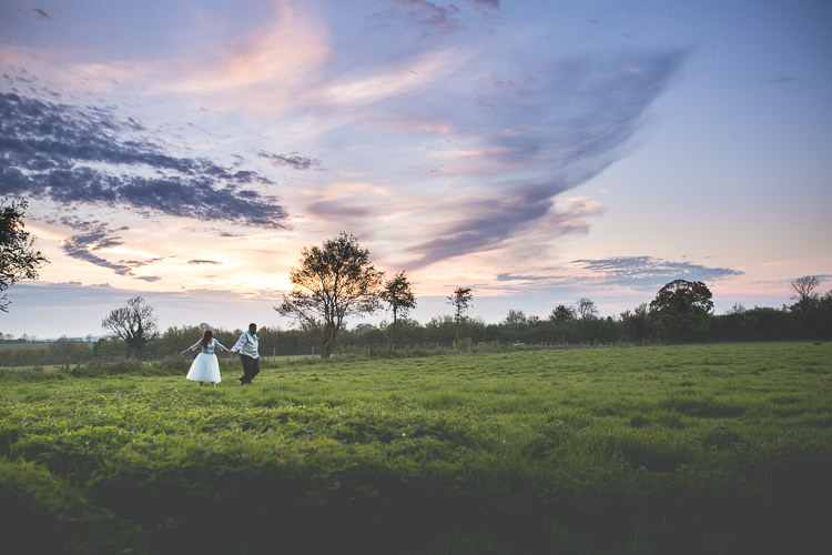 Mint Peach Rustic Barn Wedding http://hannahhallphotography.co.uk/