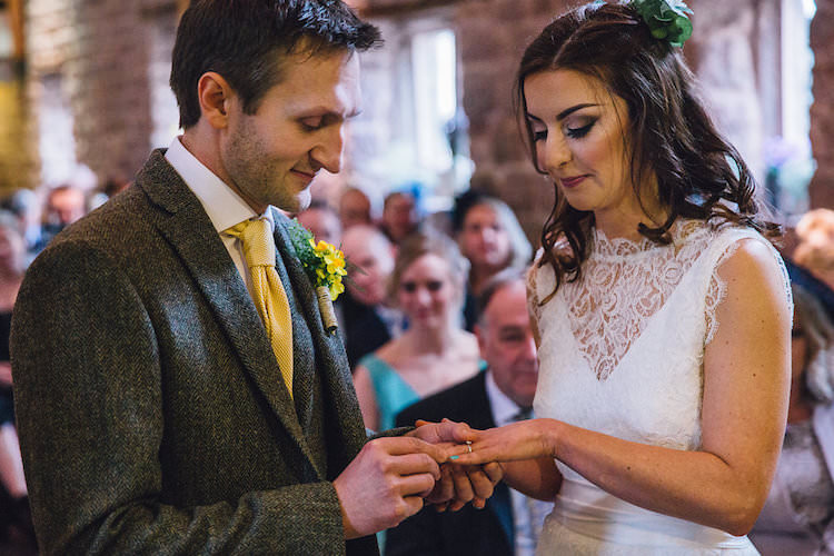Vintage Sports Rustic Yellow Barn Wedding http://www.redonblonde.com/