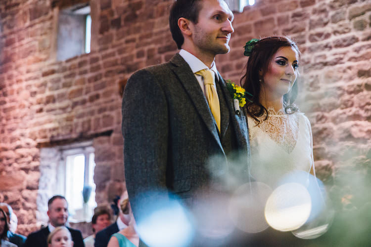 Vintage Sports Rustic Yellow Barn Wedding http://www.redonblonde.com/
