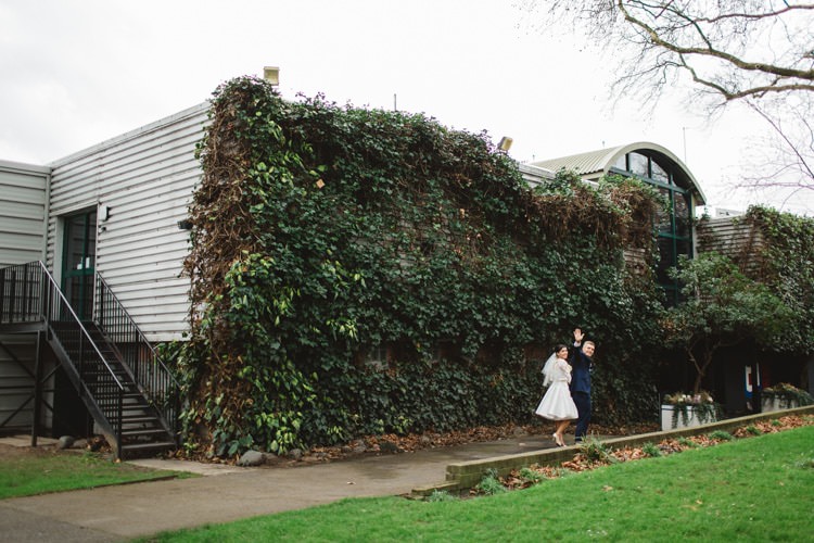 Chic City White Gold Wedding http://www.francessales.co.uk/
