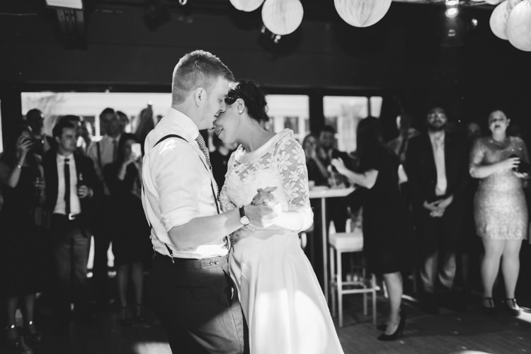 Chic City White Gold Wedding http://www.francessales.co.uk/