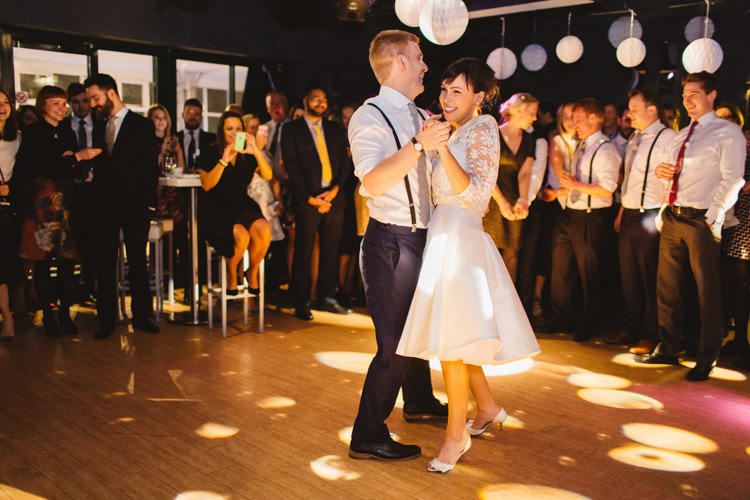 Chic City White Gold Wedding http://www.francessales.co.uk/