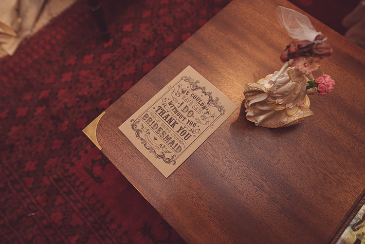 Quirky Rustic Natural Winter Wedding http://www.rebeccadouglas.co.uk/