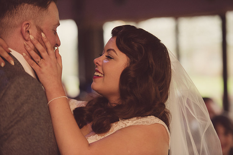 Quirky Rustic Natural Winter Wedding http://www.rebeccadouglas.co.uk/