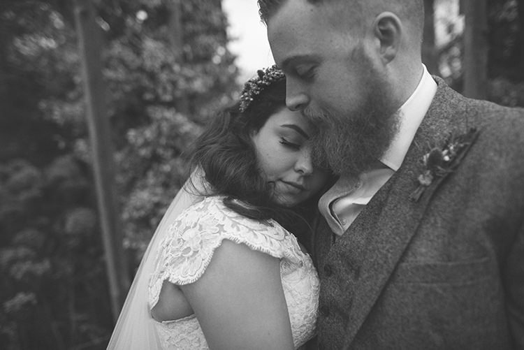Quirky Rustic Natural Winter Wedding http://www.rebeccadouglas.co.uk/