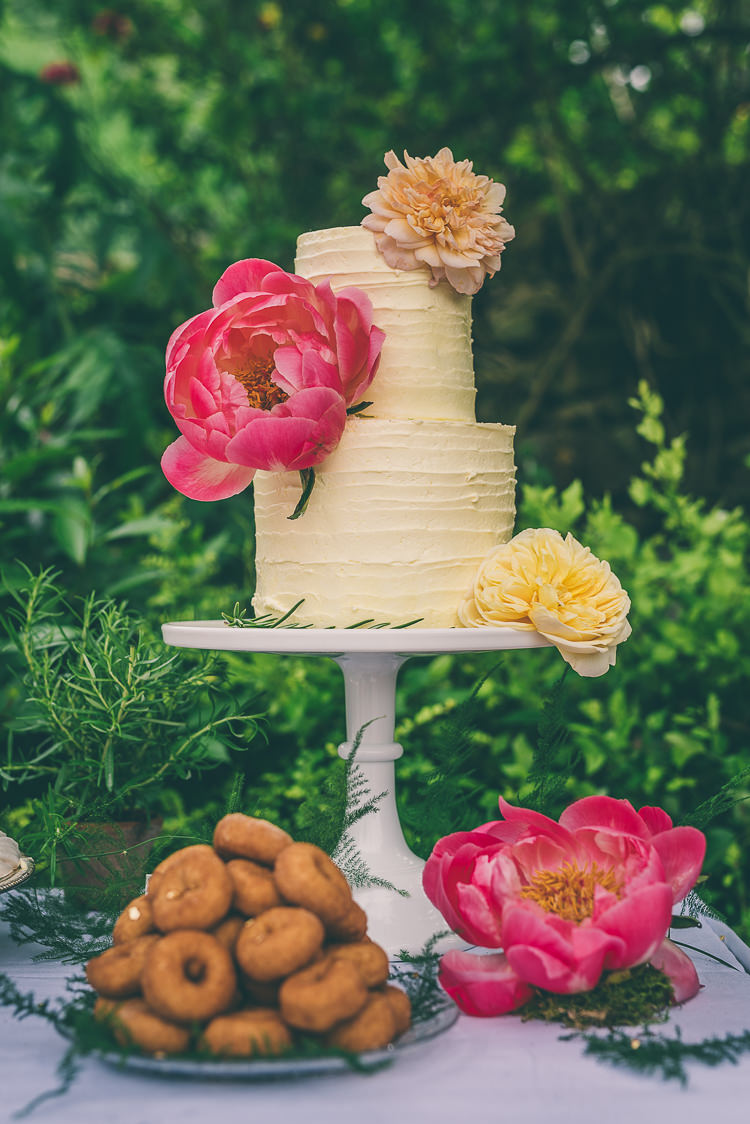Buttercream Cake Flowers Whimsical Ethereal Coral Countryside Wedding Ideas http://www.robtarren.co.uk/