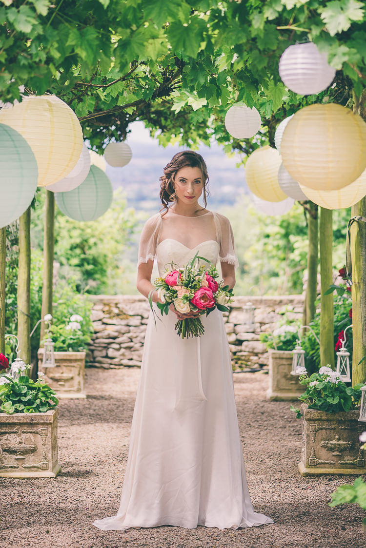 Ethereal Coral Countryside Wedding Ideas http://www.robtarren.co.uk/