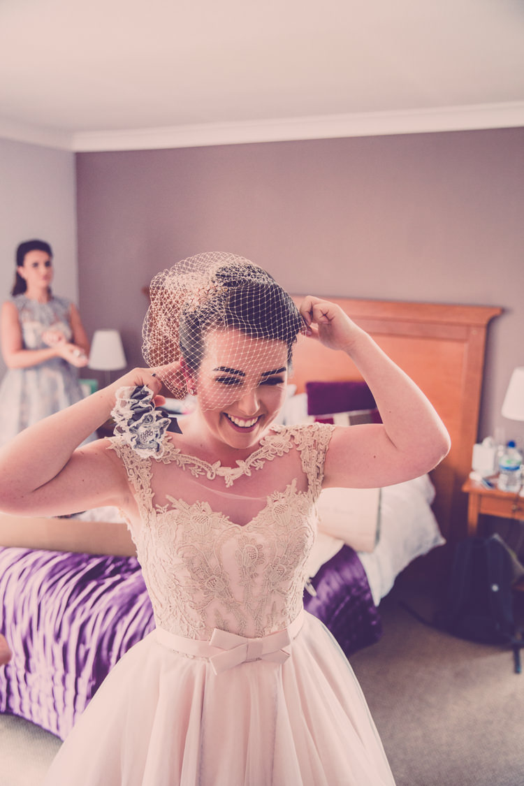Birdcage Veil Bride Bridal Accessory Alternative Game of Thrones Fete Wedding http://hayleybaxterphotography.com/