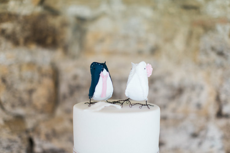Cake Toppers Beautiful Barn Bird Wedding http://www.melissabeattie.com/