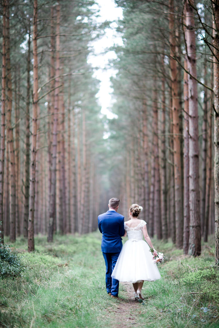 Beautiful Barn Bird Wedding http://www.melissabeattie.com/