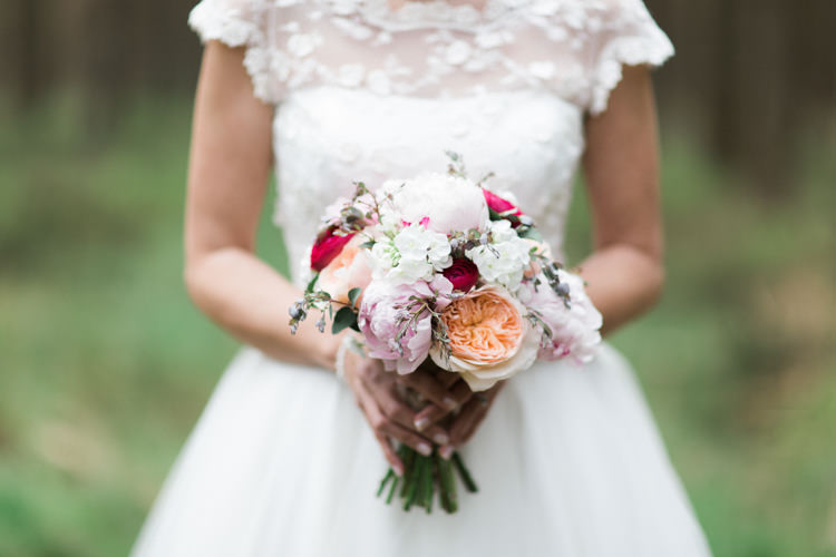 Pink Peony Peonies Rose Bouquet Flowers Bride Bridal Beautiful Barn Bird Wedding http://www.melissabeattie.com/