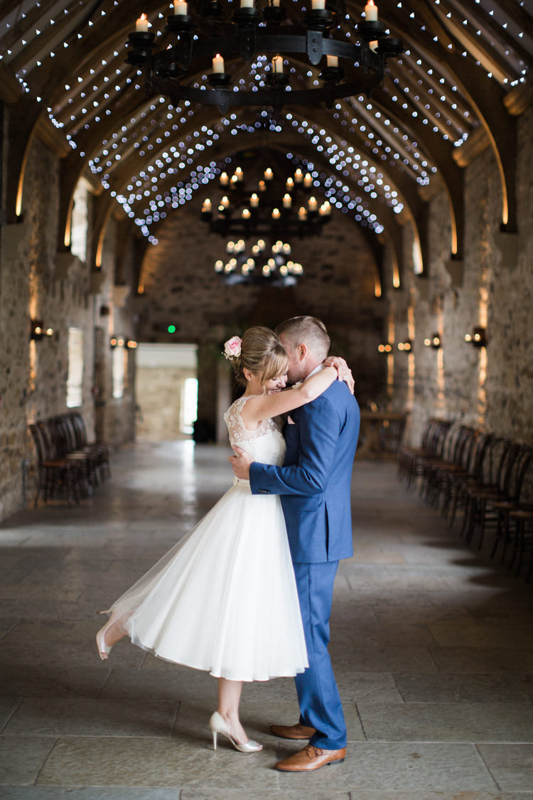 Beautiful Barn Bird Wedding http://www.melissabeattie.com/