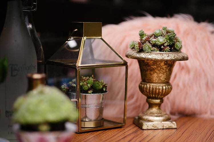 Tropical 1920s Pink Budget Wedding http://lilysawyer.com/