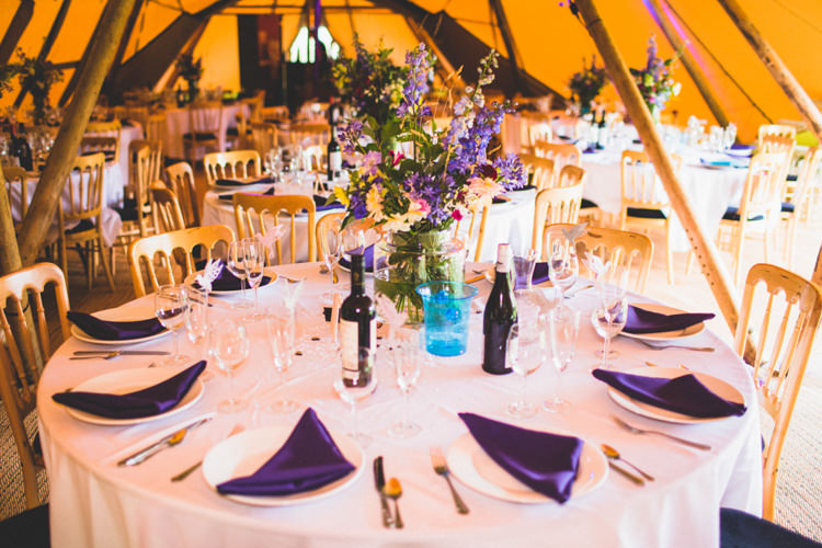 Rustic Tipi Farm Wedding http://aniaames.co.uk/