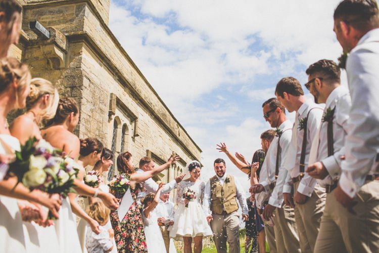 Confetti Throw Rustic Tipi Farm Wedding http://aniaames.co.uk/