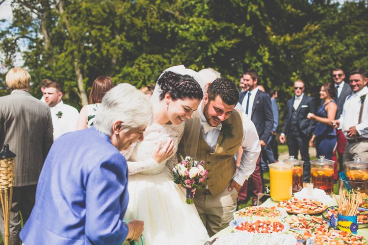 Rustic Tipi Farm Wedding http://aniaames.co.uk/