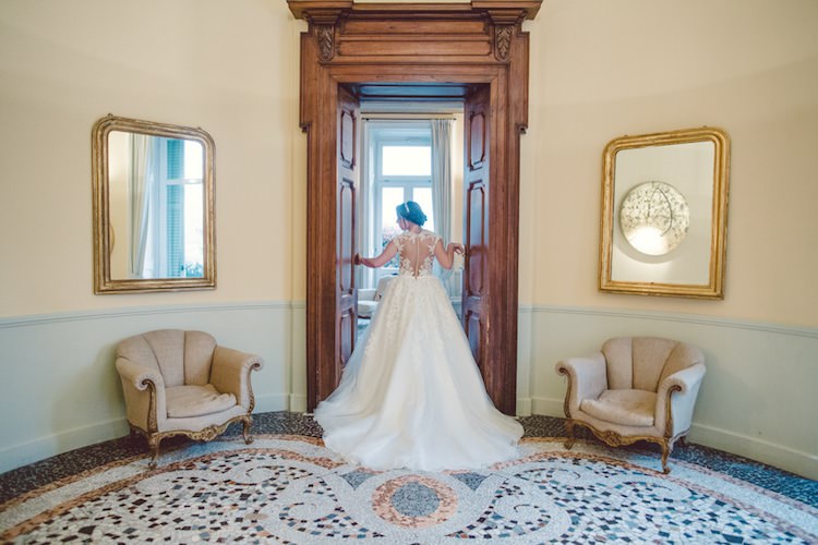 Bride Lace Tulle Illusion Back Kikka Spose Bridal Gown Breathtaking Lake Como Wedding Ideas http://lillyred.it/