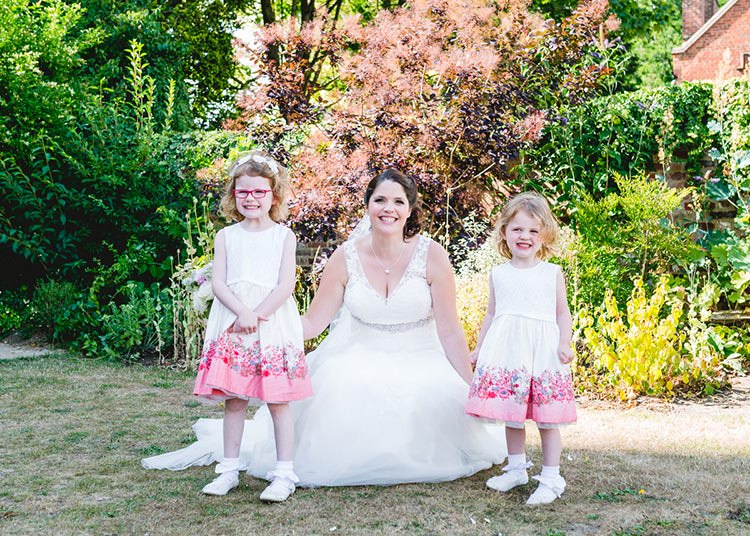 Sweet Pastel Afternoon Tea Wedding http://slepokur.photoshelter.com/
