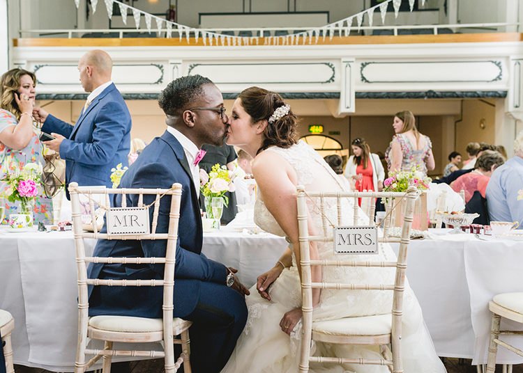 Sweet Pastel Afternoon Tea Wedding http://slepokur.photoshelter.com/