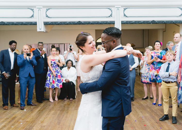 Sweet Pastel Afternoon Tea Wedding http://slepokur.photoshelter.com/
