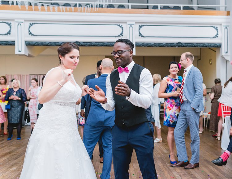 Sweet Pastel Afternoon Tea Wedding http://slepokur.photoshelter.com/