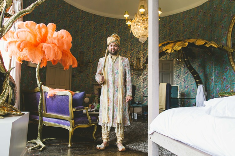 Indian Glamour English Countryside Chic Wedding http://www.jayrowden.com/
