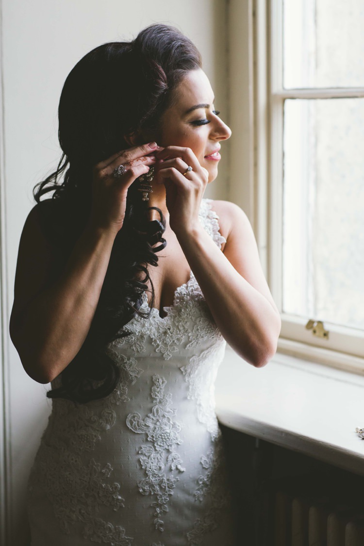 Pronovias Bride Dress Gown Lace Indian Glamour English Countryside Chic Wedding http://www.jayrowden.com/