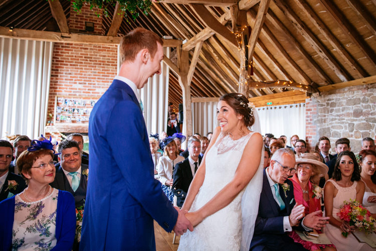 Peaches Mint Stylish Floral Wedding http://www.sarahleggephotography.co.uk/