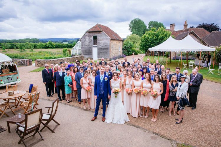 Peaches Mint Stylish Floral Wedding http://www.sarahleggephotography.co.uk/