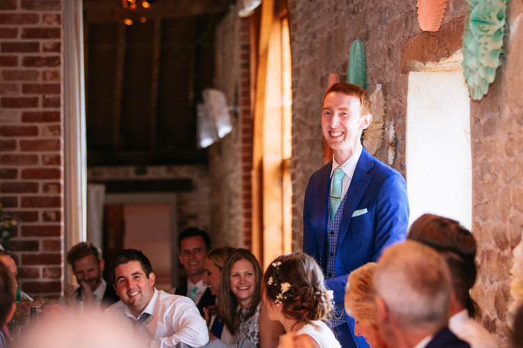 Peaches Mint Stylish Floral Wedding http://www.sarahleggephotography.co.uk/