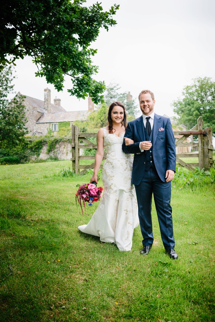 Beautiful Outdoor Country House Wedding http://www.christinewehrmeier.com/