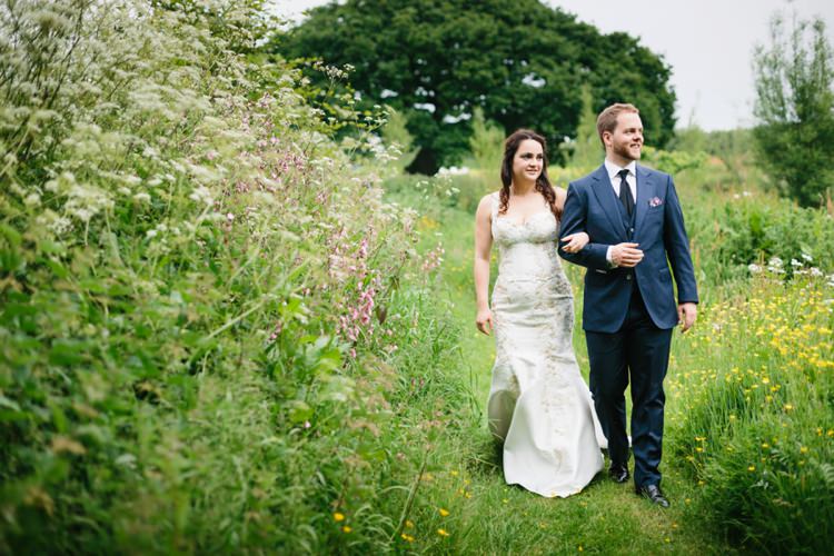 Beautiful Outdoor Country House Wedding http://www.christinewehrmeier.com/