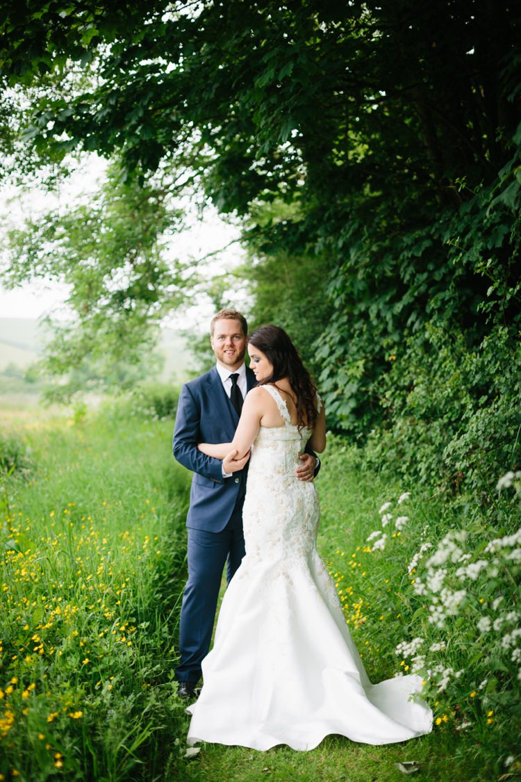 Beautiful Outdoor Country House Wedding http://www.christinewehrmeier.com/