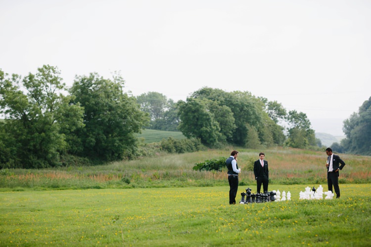 Beautiful Outdoor Country House Wedding http://www.christinewehrmeier.com/