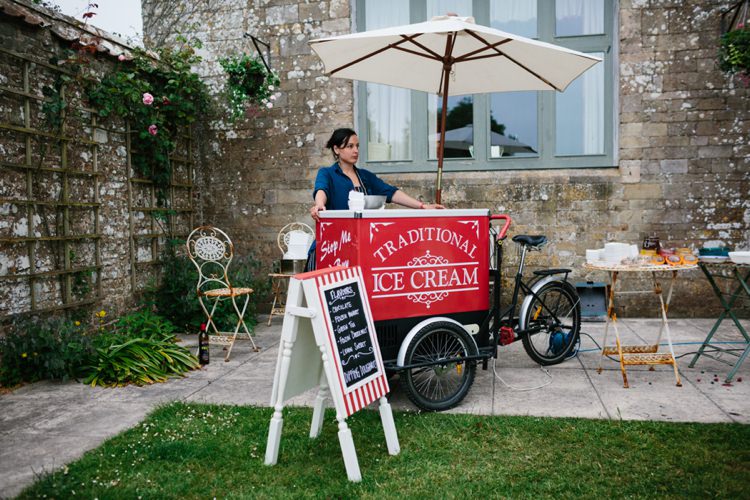 Ice Cream Cart Station Bar Beautiful Outdoor Country House Wedding http://www.christinewehrmeier.com/