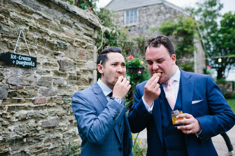 Beautiful Outdoor Country House Wedding http://www.christinewehrmeier.com/